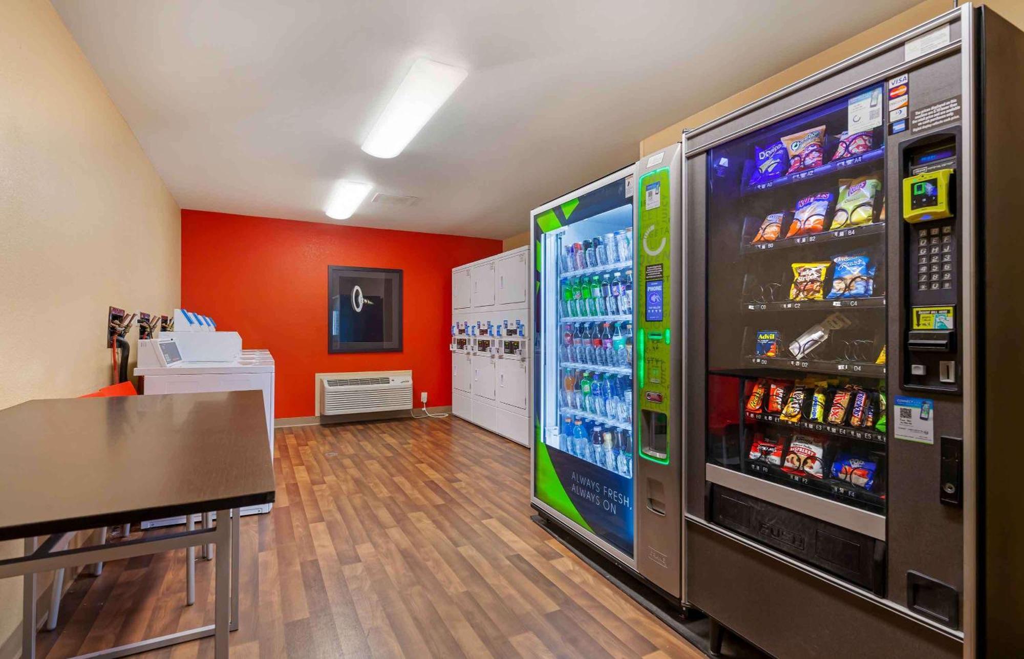 Extended Stay America Suites - Madison - Junction Court Middleton Bagian luar foto