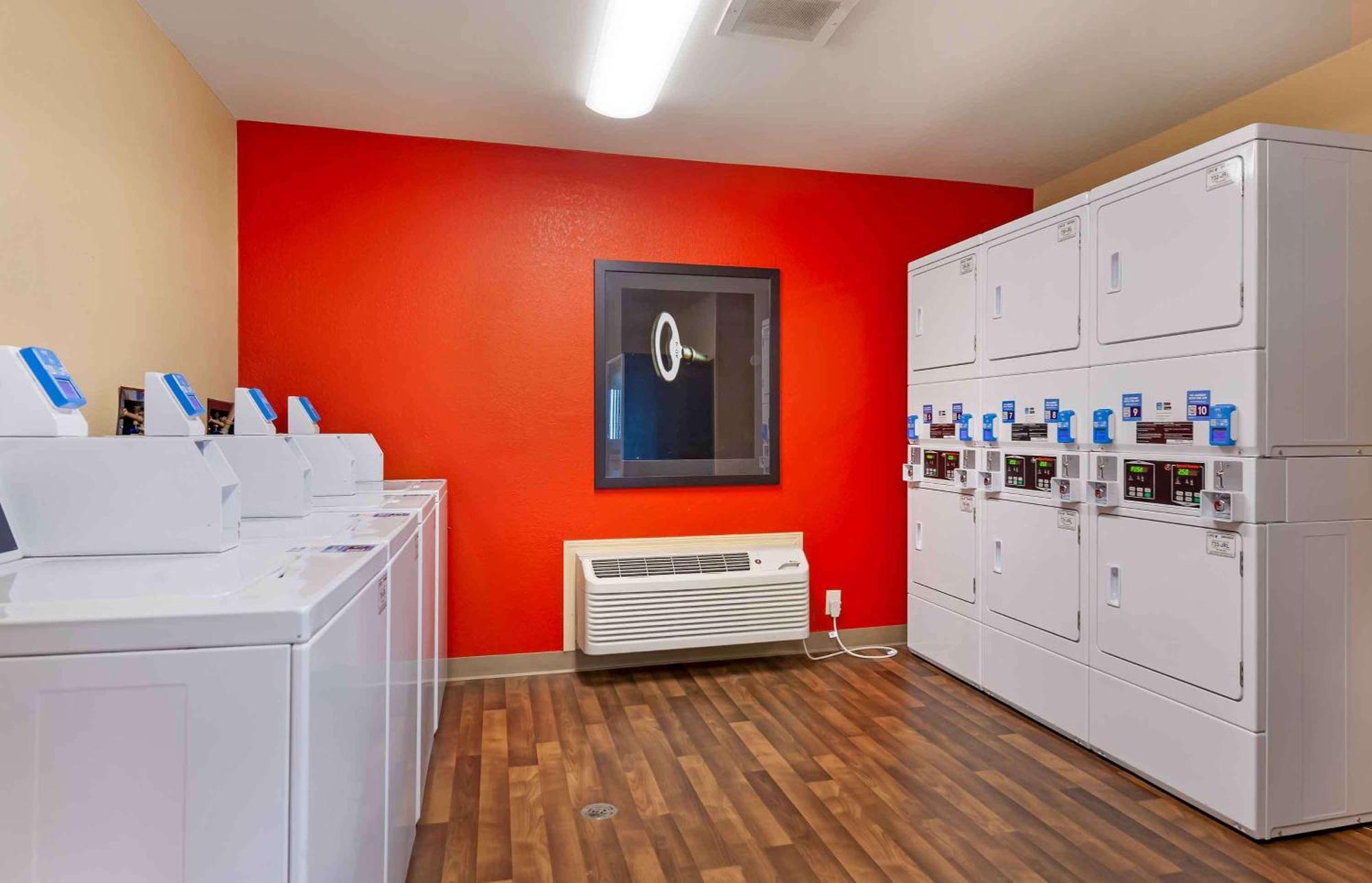 Extended Stay America Suites - Madison - Junction Court Middleton Bagian luar foto