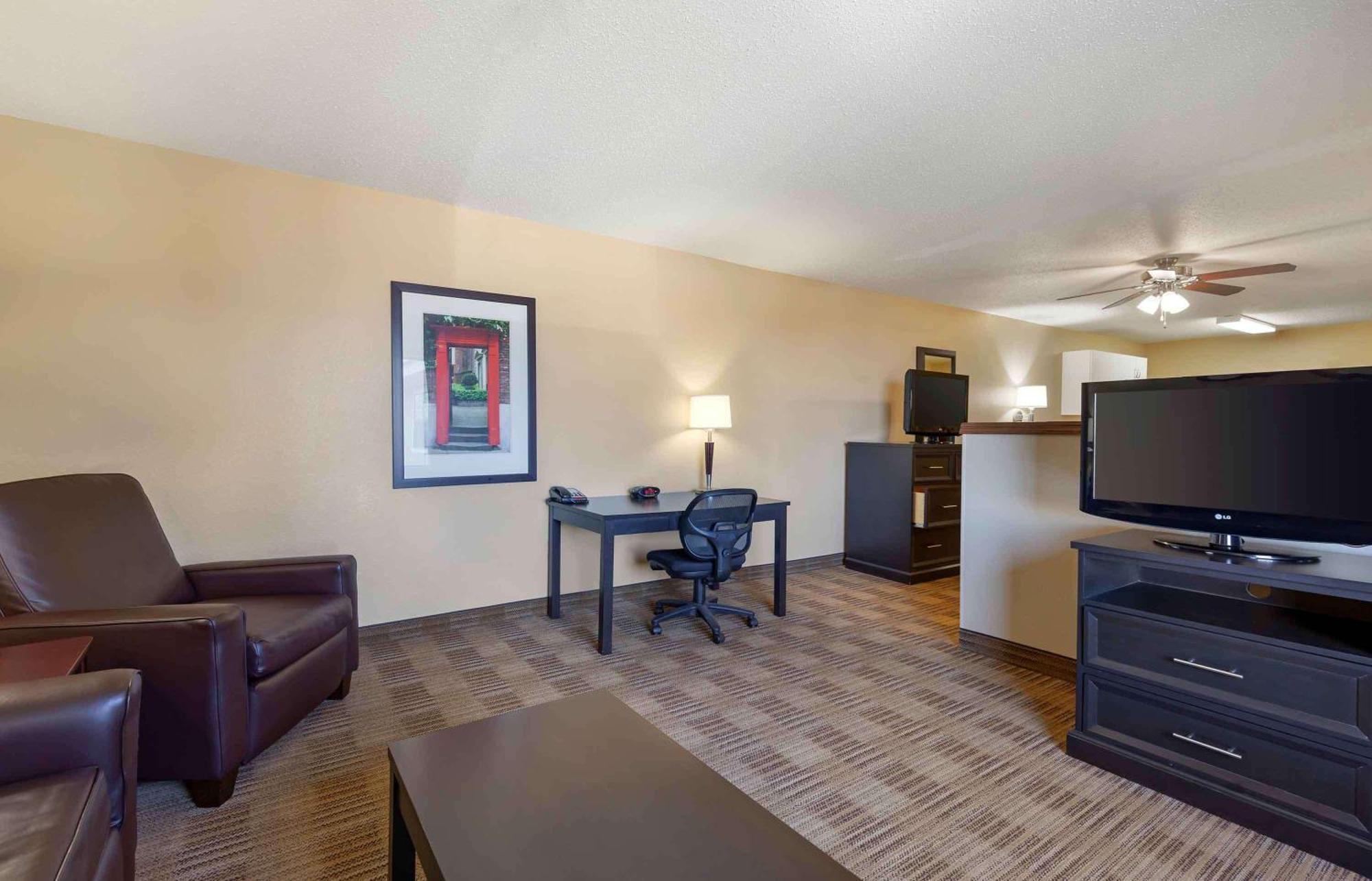 Extended Stay America Suites - Madison - Junction Court Middleton Bagian luar foto