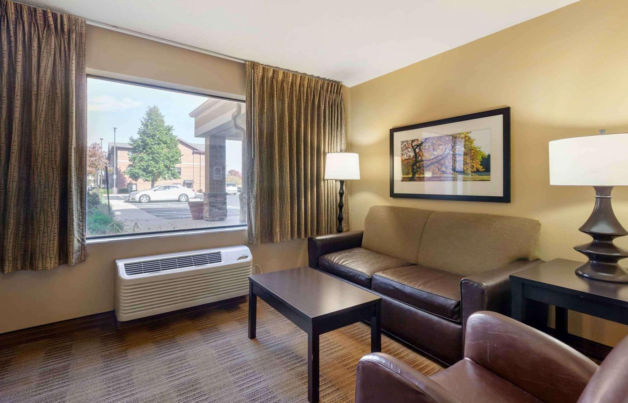 Extended Stay America Suites - Madison - Junction Court Middleton Bagian luar foto