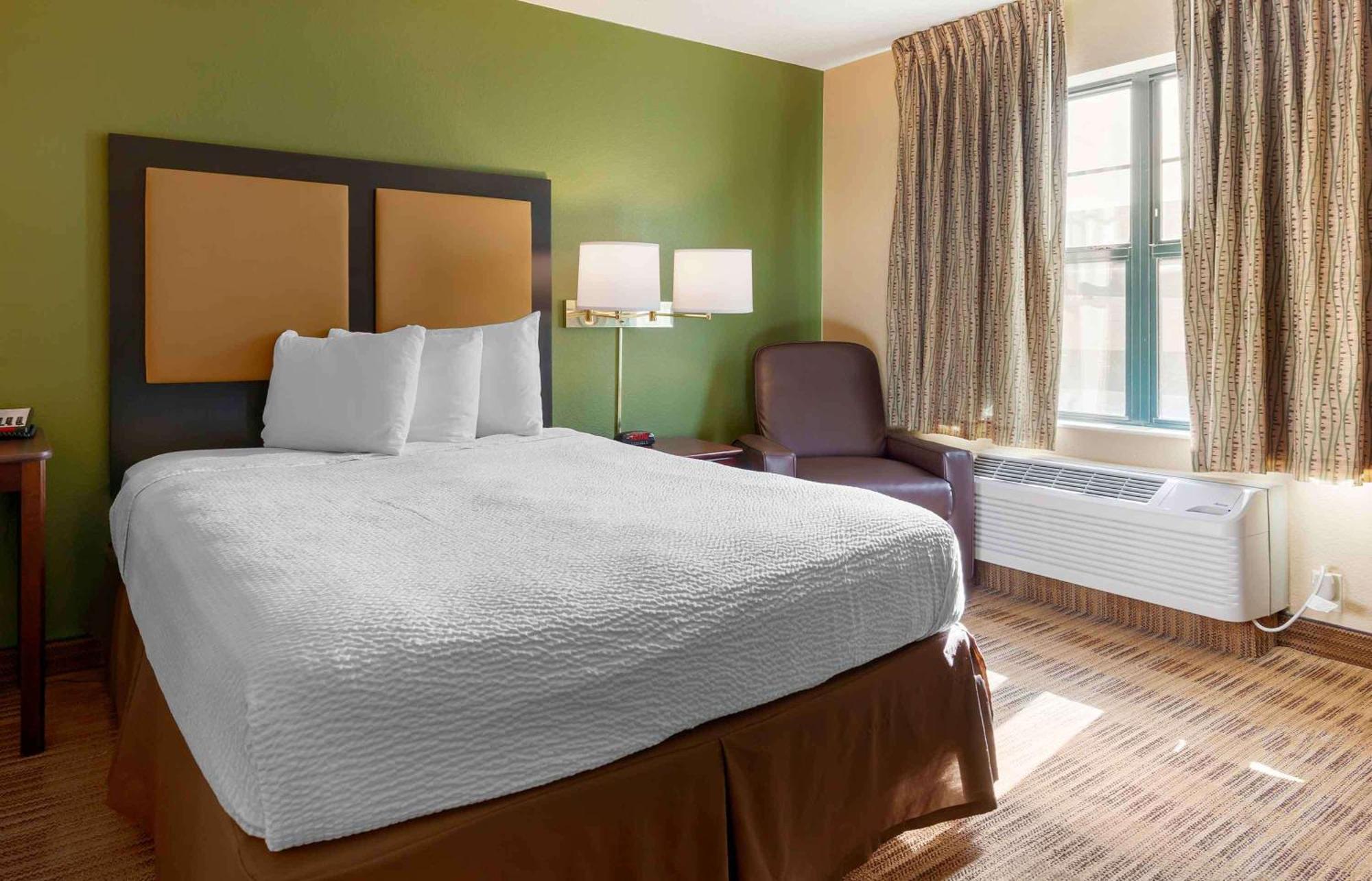 Extended Stay America Suites - Madison - Junction Court Middleton Bagian luar foto